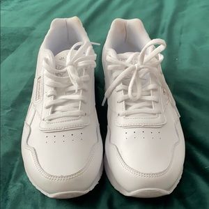 Reebok platform tennis shoes